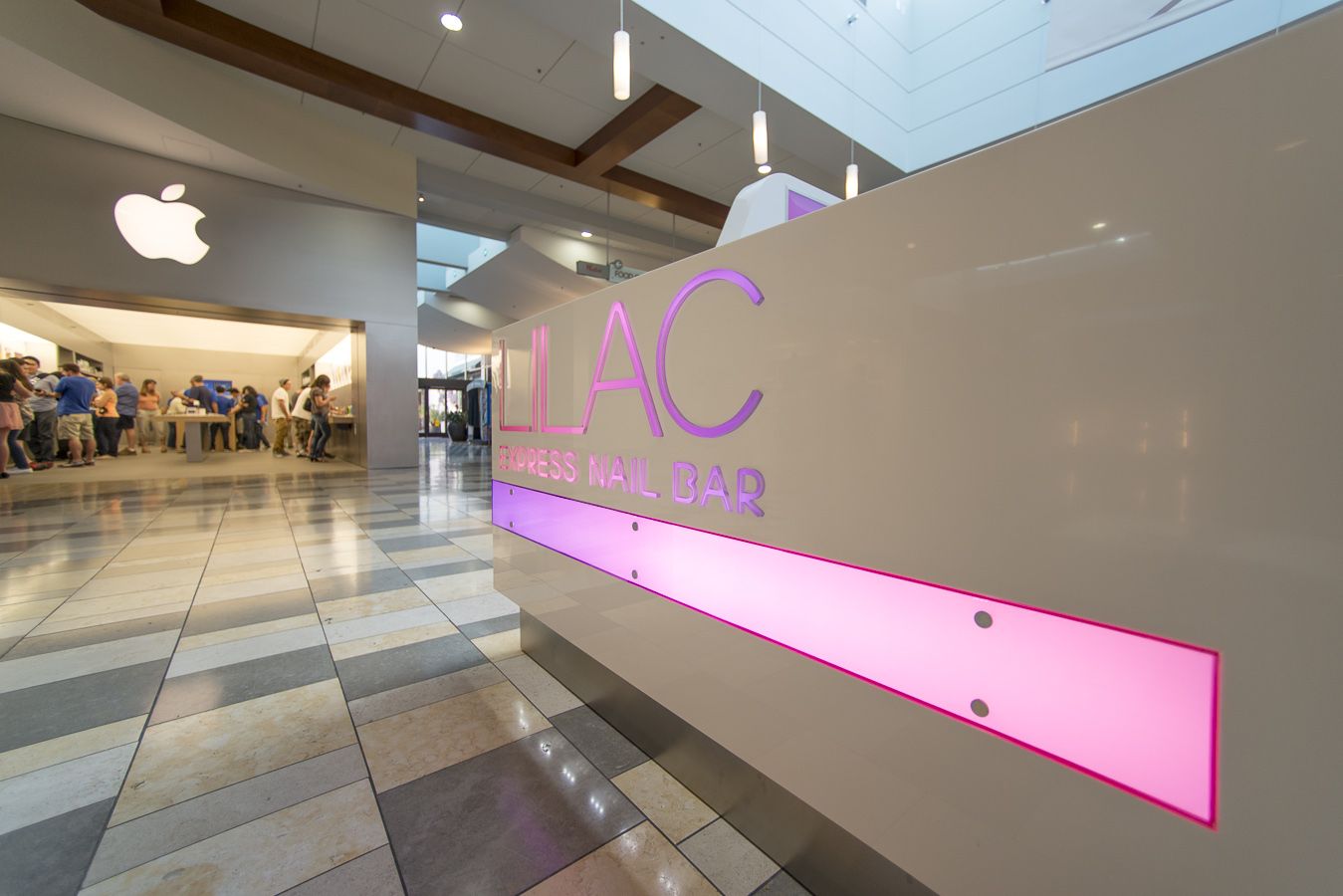 Lilac nail bar in the mall